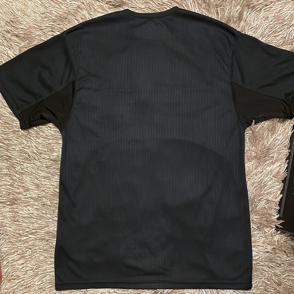 CHAMPION Black Short‎ Sleeve Workout Running Tee Shirt Size Large - Picture 9 of 9